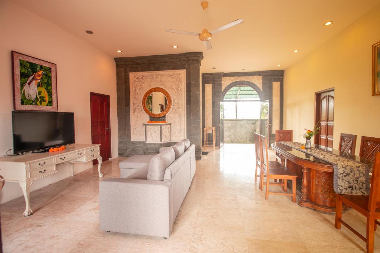 Arbathu Villa Ubud 외부 사진